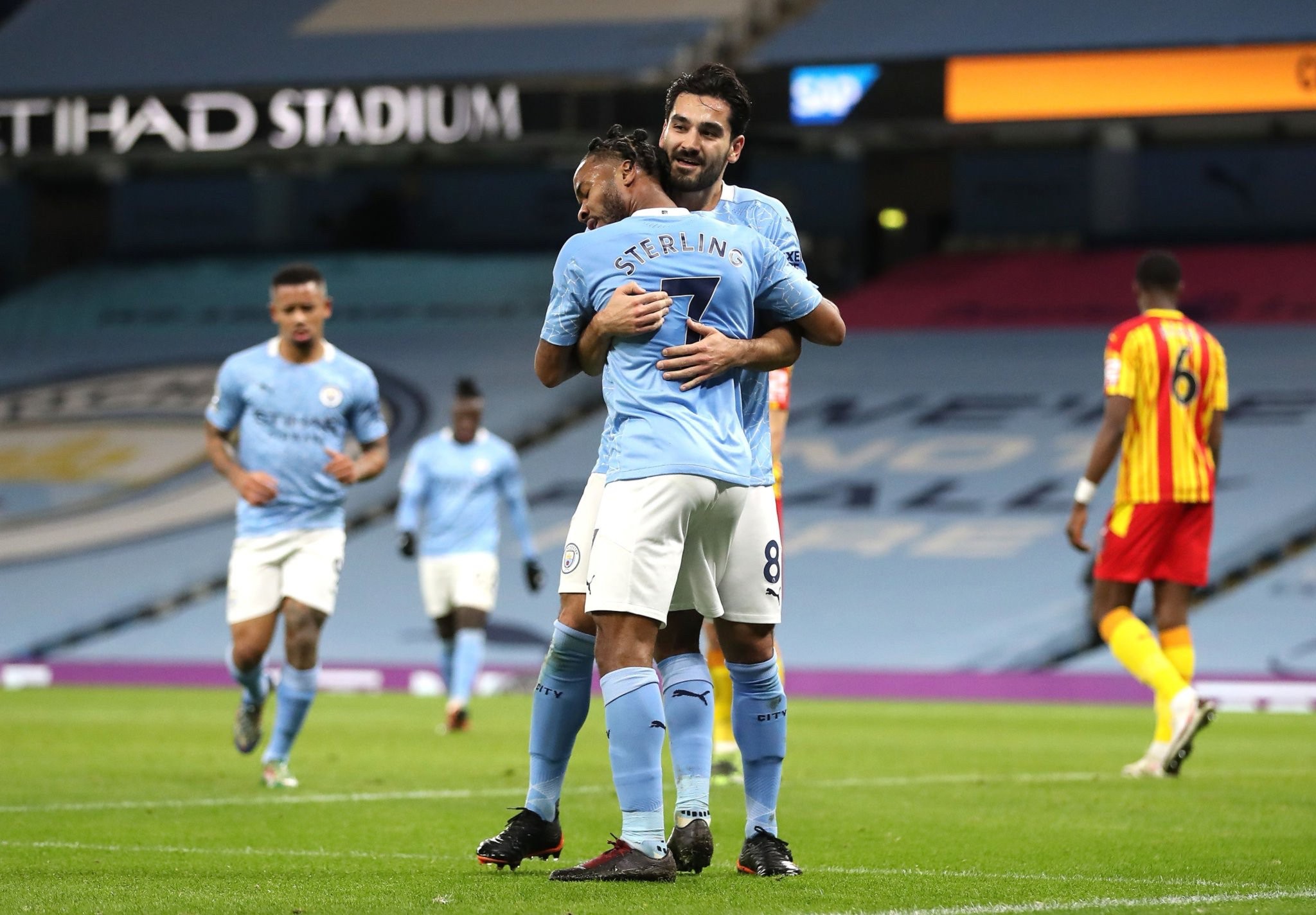 类似于赖斯 类似于赖斯